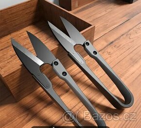 2 x nůžky potřebné při šití