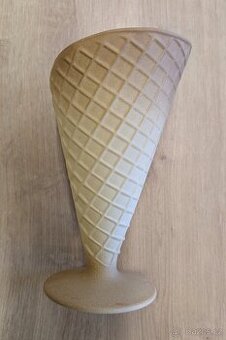 Pohár na zmrzlinu - čokoládová oplatka