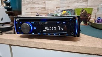 Prodám LG LCS700BR – autorádio