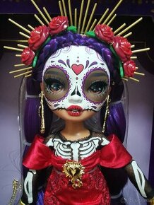 MGA Rainbow High Díos de Muertos Maria Garcia
