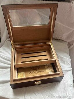 Humidor na doutníky / Krabice