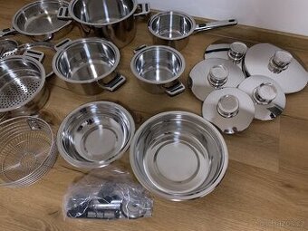 Nerezová sada nádobí