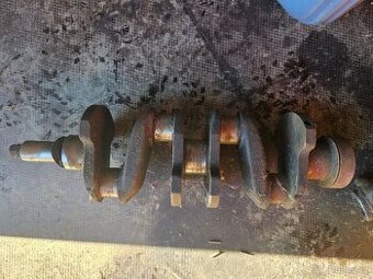 Kliková hřídel TAZ1500