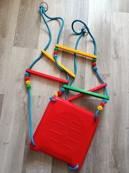 Zahradní plastová houpačka