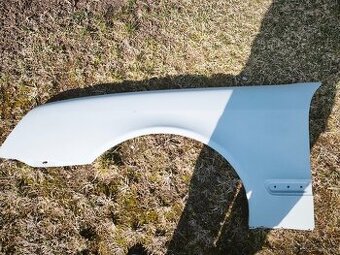 Nový levý blatník Mercedes w208 clk originál