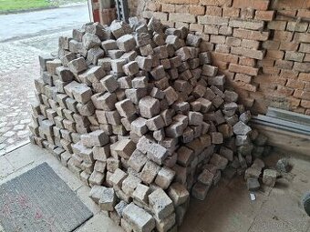 žulové dlažební kostky 8/11 cm