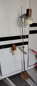 Retro podlahova lampa z obdobia Československa (ČSSR)