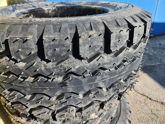 Pneu 31 - 11,50 X 15