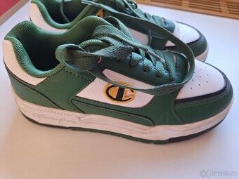 Chlapecké boty Champions a Decathlon vel 36