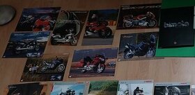 Vzácné prospekty a knížečky motocykly od 90. let