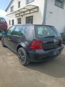 Náhradní díly Golf IV barva LC9Z