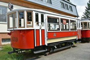 historická tramvaj vlečný vůz Praha