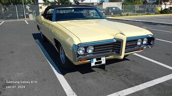 PONTIAC Parisienne 2+2