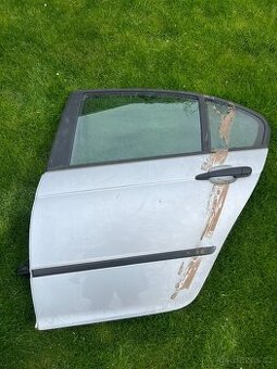 Levé zadní dveře BMW E46 sedan