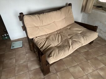 Retro dvojsedačka gauč pohovka dřevěná masiv