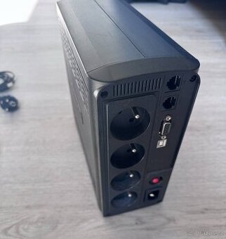CyberPower VP1000ELCD-FR