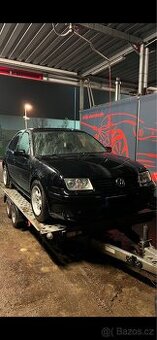 VW Bora 1,6 náhradní díly