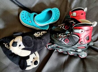 Brusle in-line, pantofle Crocs, bačkory Mickey mouse