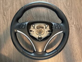 BMW E91 / E90 – volant (kožený, multifunkční, bez airbagu)
