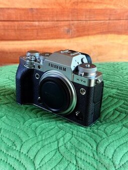 Fujifilm X-T4 silver | stříbrný