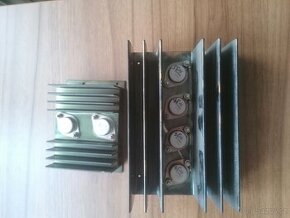 BUY69A NPN 10A trazistory 6ks + chladiče 2ks