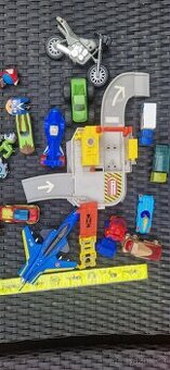 Vse pro kluky Tlapkova patrola Hot wheels transformers