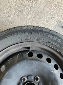 Plechy se zánovní letní pneu 5x108 205/55 r16