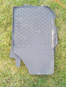 Prodám gumové koberce do auta - 1