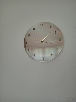 Epoxidové hodiny