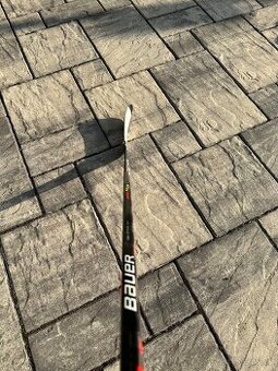 Hokejka Bauer Vapor flylite leva P28 87 flex