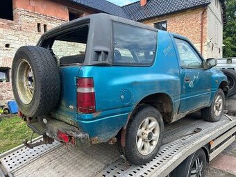 Opel Frontera 2.0i sport rok 1995 díly