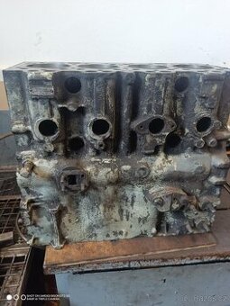 blok motoru REKORD 3900