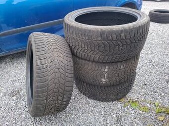 4x Zimní pneu Continental 245/40 R19 98V