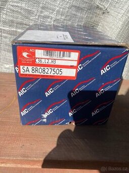 Zámek výklopných zadních dveří