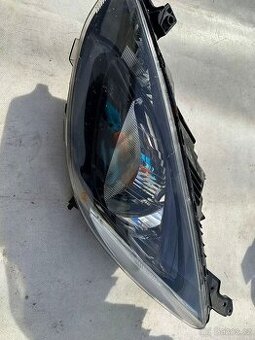 Mazda 2 DE, levé přední světlo