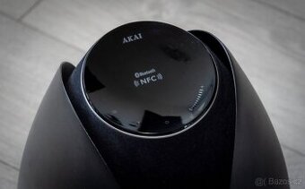 Soundbox AKAI AWS100 (3,5mm jack, bluetooth a NFC)