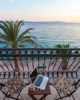 CHORVATSKO: Kamenný dům přímo u moře