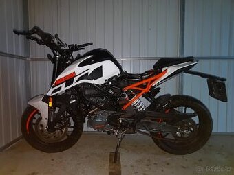 Rozpredám KTM 125 390 Duke RC