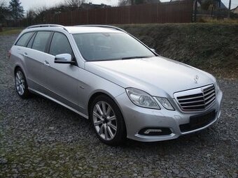Mercedes-Benz E 350 CDI 4MATIC(4 x 4)