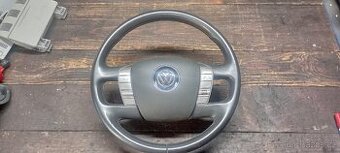 VW Phaeton 2014 volant s airbagem