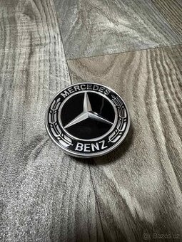 Přední znak na kapotu Mercedes Benz