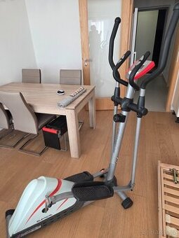 Eliptický trenažér