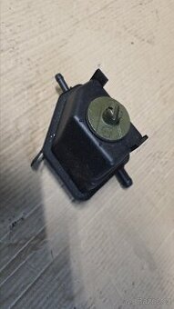 Nádobka servo kapaliny