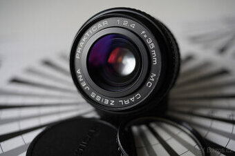 Zeiss Prakticar 35 mm f/2,4 (Flektogon 35/2.4), Praktica B