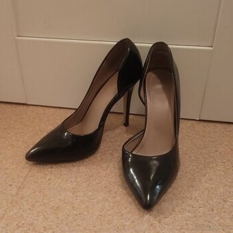 Černé lodičky vel. 38