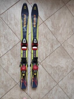 Prodám dětské lyže.