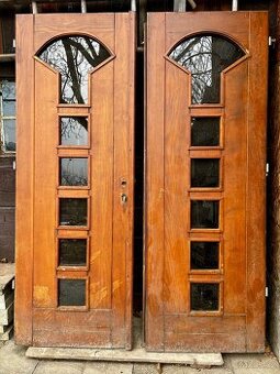 Dubové dvoukřídlé dveře