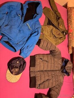 Balík dětského oblečení pro kluka, vel. 134-140,  36 ks