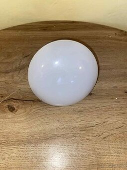 Nízkoenergetická LED žárovka pro softbox světla