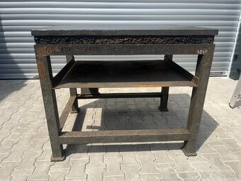 20. Pracovní stůl, rýsovací, svařovací deska 1500/1000/250